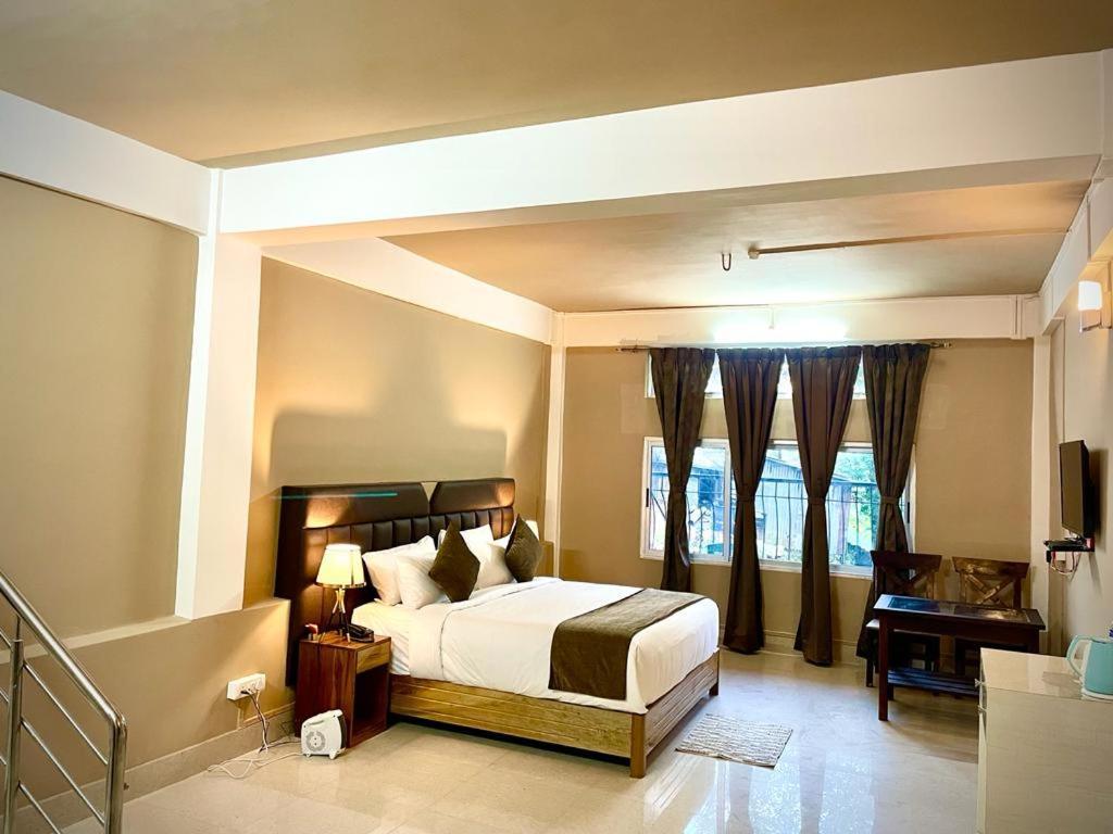 La Colline Resort Kohima Exterior photo