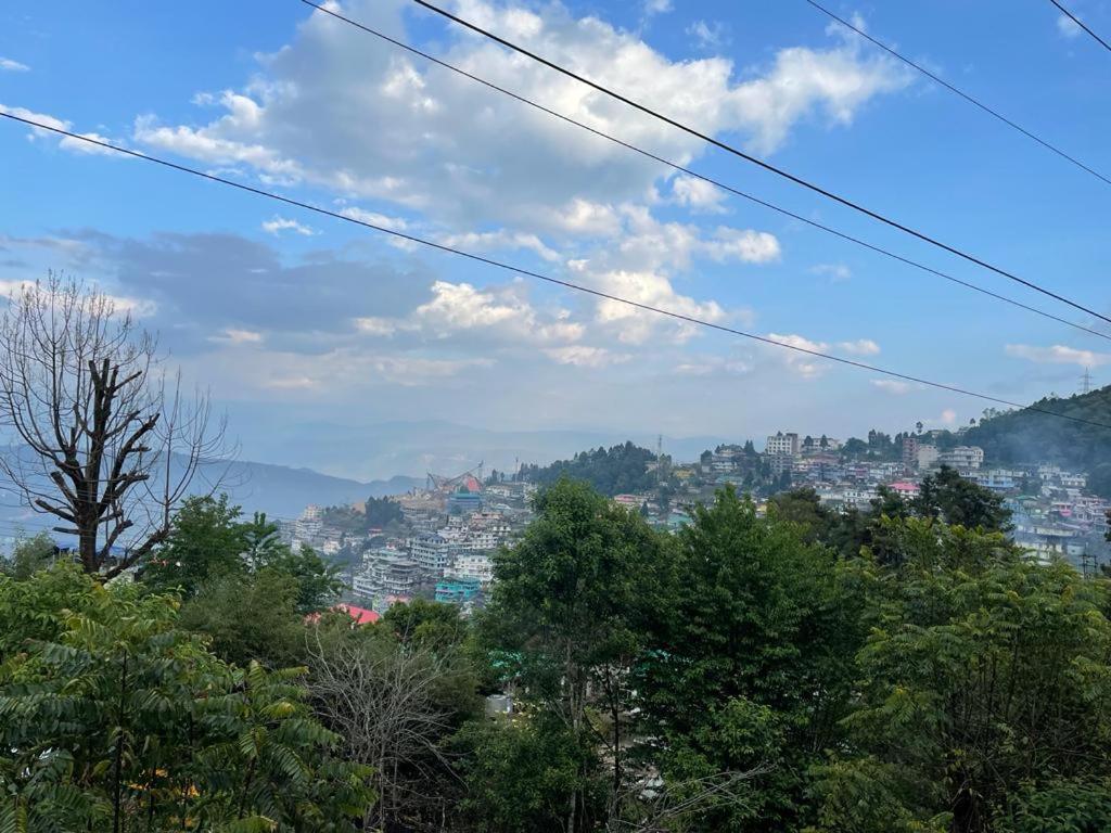 La Colline Resort Kohima Exterior photo