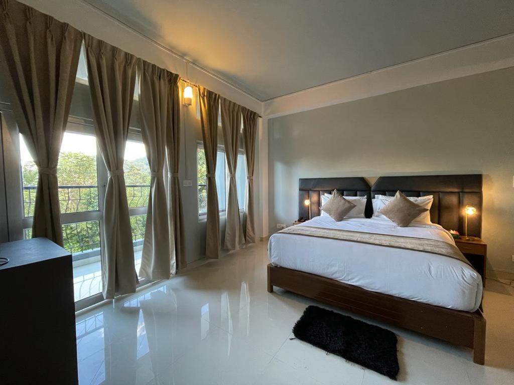La Colline Resort Kohima Exterior photo