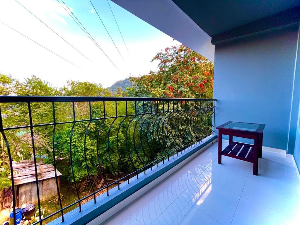 La Colline Resort Kohima Exterior photo